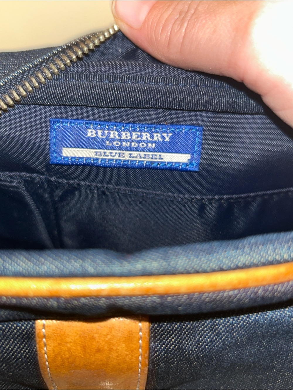 Burberry Blue Label Denim Camera Bag, Authentic Vintage Rare crossbody - Picture 8 of 8